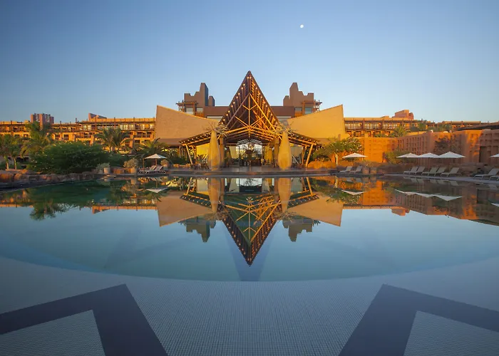 Lopesan Baobab Resort